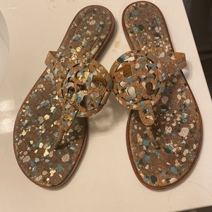 Tory Burch sandals - tan and speckled